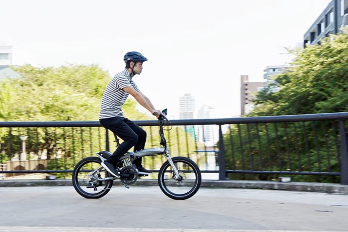 XɒĂƂ͂Ay_𓥂ނƃOCOC{bṼhCujbg͕̓ςȂ