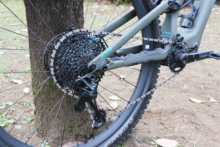 ϑR|[lgSRAMuGX Eaglev12ŁALWJo[Btgɕϑ@𓋍ڂȂAߔÑ}EeoCNł͕WIɂȂĂdl