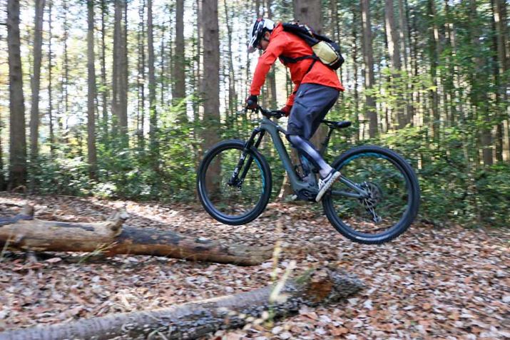 Mbv𗘗pāAyXƃWvI ԑ̂グȂĂtbƕĂ銴Ȃ̂ŁANɃWvłƂ