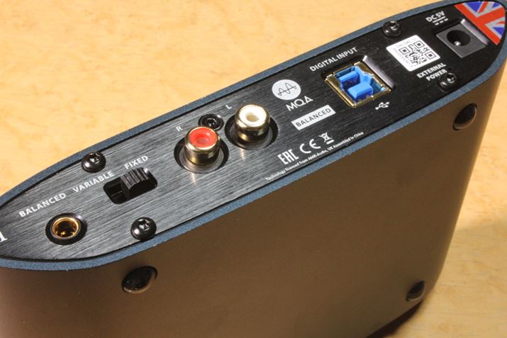 obNpl̃C^[tFCX͖uZEN DACvƂقڋʂ