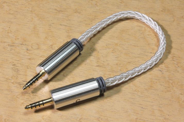 uZEN DACvƁuZEN CANvAuZEN DAC SignaturevƁuZEN CAN Signaturev̐ڑɂ́AiFi AudiouiFi4.4mm to 4.4mm cablevgp