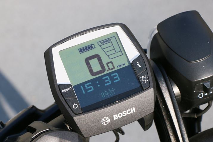 fBXvCɂ̓obe[cʂAVXg[hAxłȂAv@\ĂBsɎԂmFłĕ֗B^̃fBXvCȂ̂ŁAF