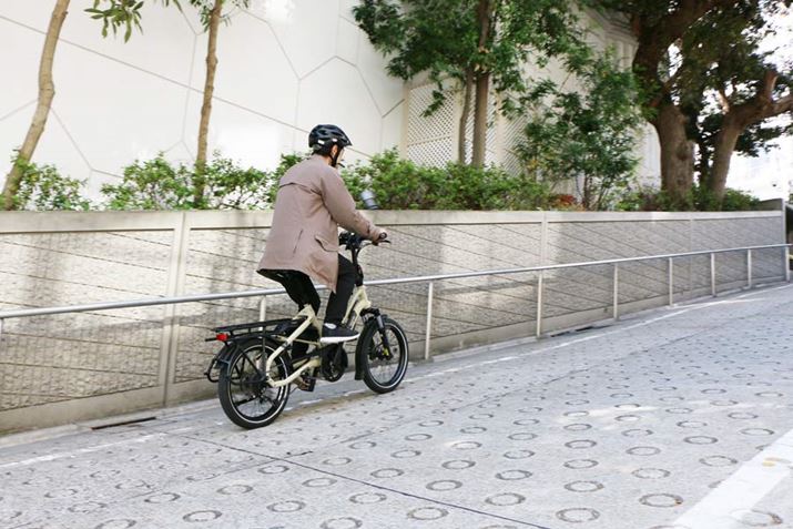 AVXg̋ɒ]{bṼhCujbg̗pĂ邾āAȂNAB̗lq͉̓ŊmFĂ݂āI