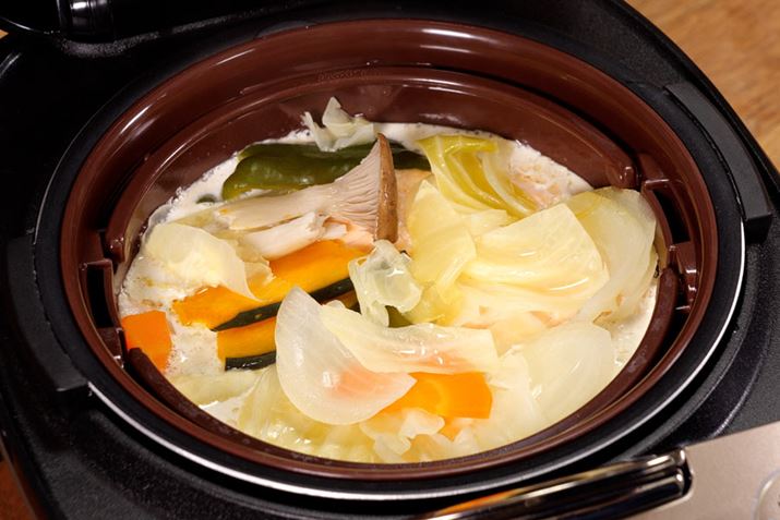 45ɊI ؂̐oāAύ܂ꂽԂɂȂĂ܂BђAN[~[ȍ肪͂ɕYĂ܂