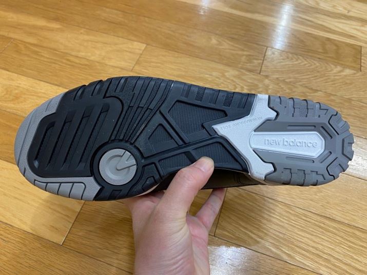 ϋv̍o[AEg\[̃gbhp^[ɁA~`̃s{bg|CgݒuBoXPbg{[V[Y炵AƂ]Ȃǂŏ肪悤ɔzĂ܂