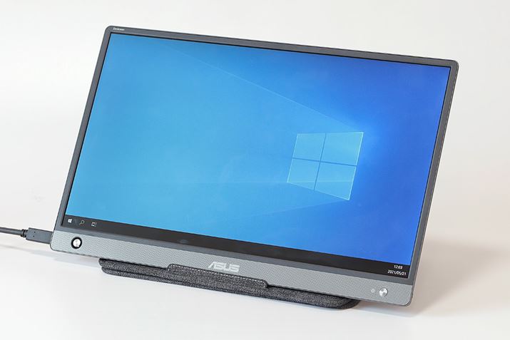 ʃTCY̓oCfBXvCƂĂ͑傫߂15.6^B178°ƎpLIPSpl̗pB̂ȂmOA^CvŁA˂͍T߁BőPx250 cd/[gŁAfBXvCɂm[gp\RƕׂƋPxs邩ȂB^b`ɂ͔Ή