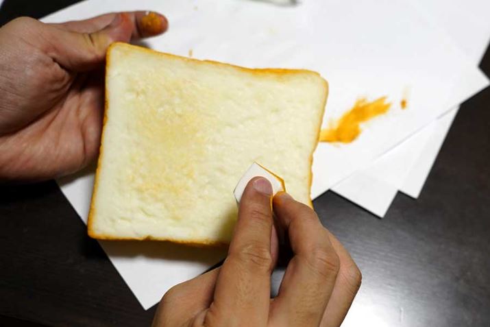 ɕ\ʂɃX|Wy悤ɂĐF悹Ɓcc