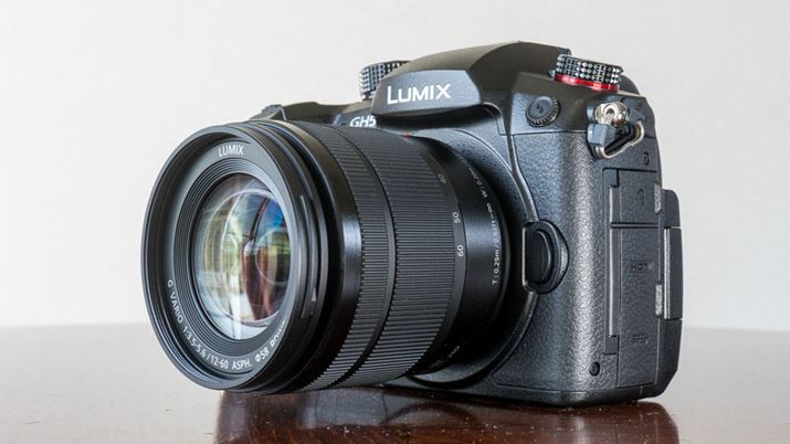 Oς́uGH5SṽfUC𓥏PB{fB͖hoAhHAϒቷdl̃}OlVEł