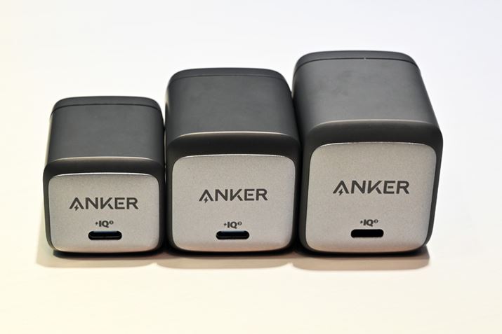 uAnker Nano llvV[YBo͂PDΉUSB Type-C×1ŁAƎZpuPower IQ 3.0vɂΉ