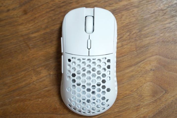 񂲏ЉuUltra Custom Wireless SymmvBSymmV[ÝAEłłg悤ɁAEΏ̂̃fUCɂȂĂ̂ł