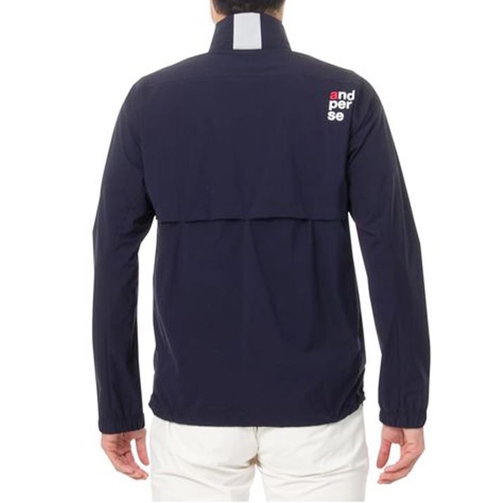 J[͎ʐ^̃lCr[̂قAO[Au[p