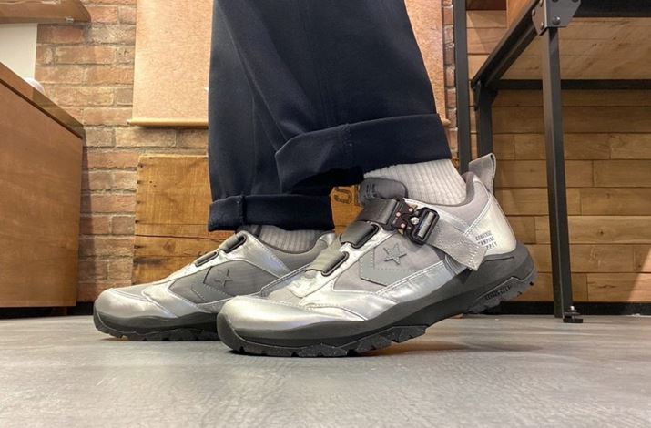 ꌩƃrrbhȈۂłAtHfBe[̓VbNȃbNXBĩR[fɎyɎ܂