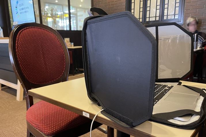 JtFŎgp̂ƂAׂ̐Ȃ猩Ă݂ԁBPCʂ͊SɃubNĂ܂