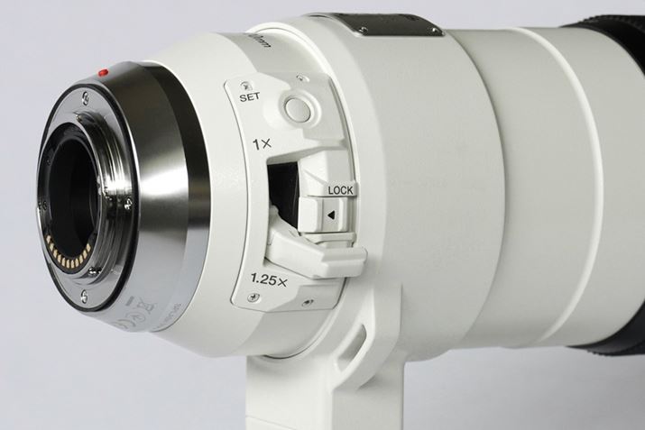 E葤ɂ́AeRo[^[̐؂ւo[ibN@\tj𓋍ځBCӂ̃tH[JXʒuo^ČĂяovZbgtH[JX@\pSET{^̈ʒuɗpӂĂ܂