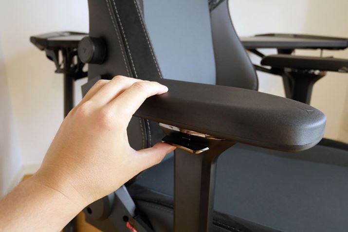 A[Xg͑OAEA㉺AύX\