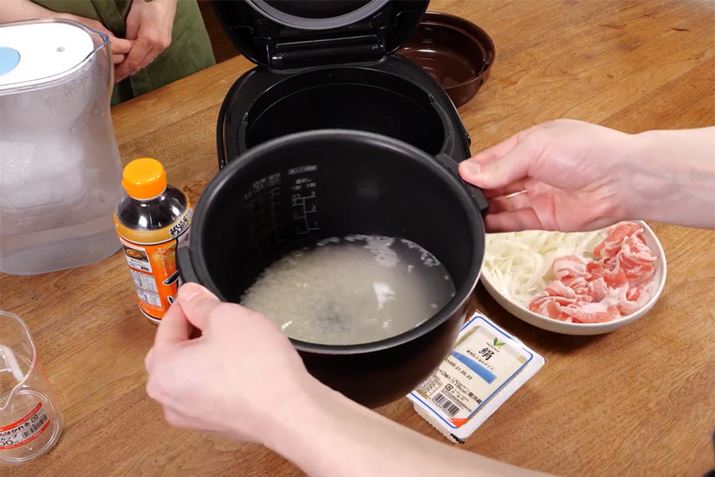 ܂́AʂɂĂ𐆔т鏀܂BȂAƓꍇ́Aтł邨Ă̗ʂɏ܂B킵̓^CK[̐iy[W