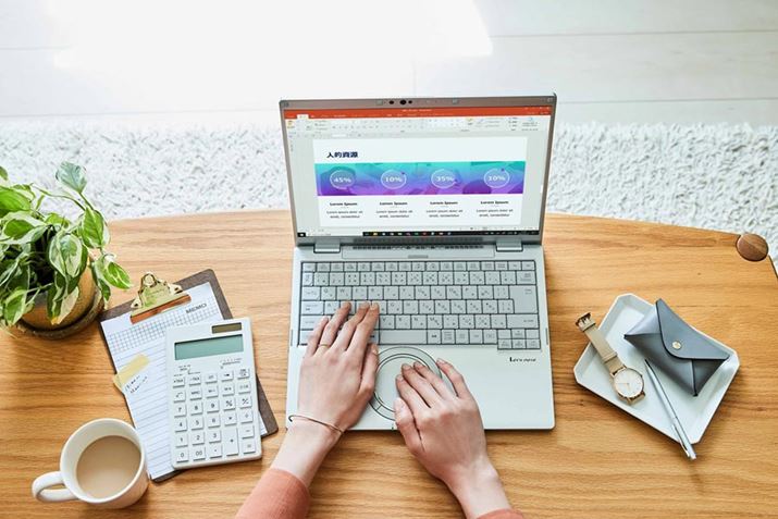 ƂłItBXłg₷悤ɃTCY@\ɂbcm[g FV1