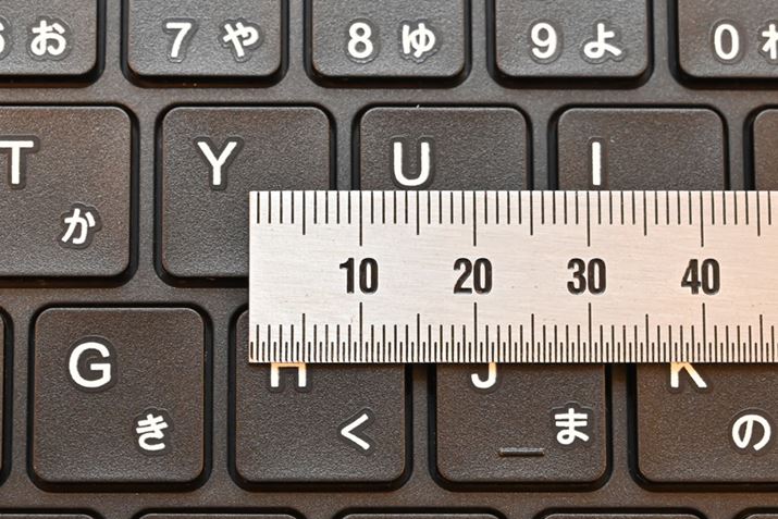 ŏĩV[gJbgL[ꕔ̓L[AL[sb`17.5mmmۂĂ