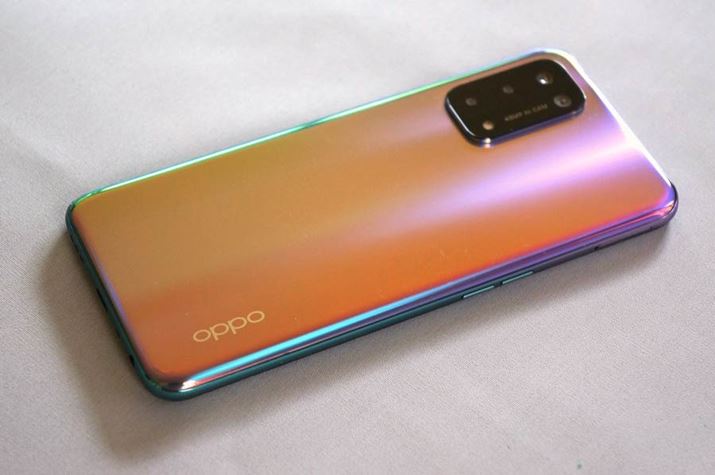 ʐ^ł͒gFnɌ邪ApxɂĕGɔ˂wʂ̃fUCBdʂ͂d߂A߂̃X}[gtHƂĂ͕WIȑ傫