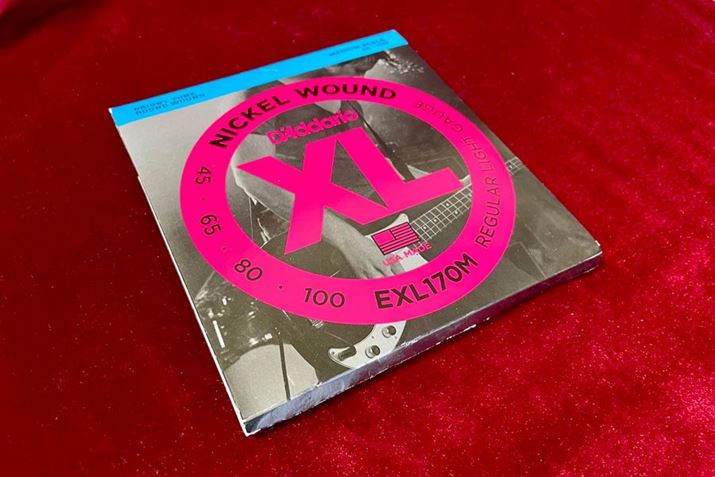 D'Addariõx[X̓M^[ƓCAbvLx肵܂B̓Xxɂg~fBAXP[p