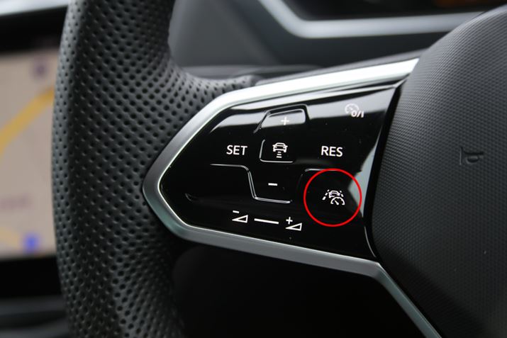 Sԑ^]xVXe{^ЂƂō쓮邱ƂługxAVXgvXCb`́AXeAOXCb`̍iԊەjɔĂ