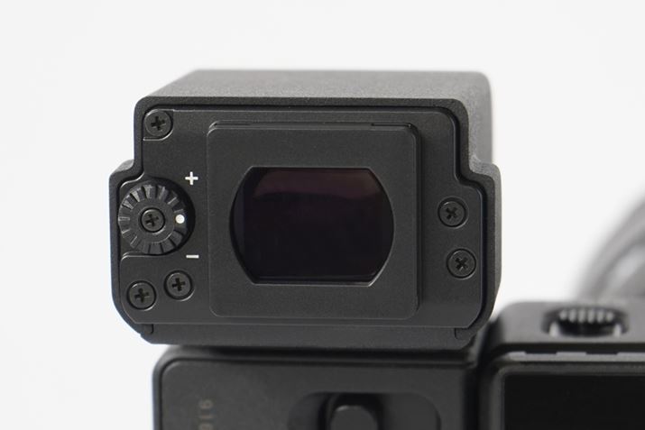 x␳̓ACJbvOԂōs܂B-4.0`+3.0idptj͈̔͂Œł܂