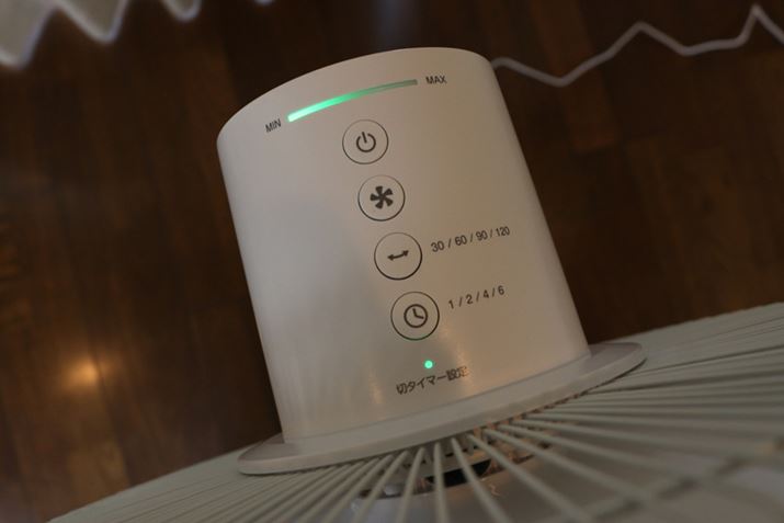 u؃^C}[vݒ肷ƁA{̂̃CWP[^[͗ΐFɓ_܂B_o[̒ŎԂAݒ莞ԂȂقǌ镔ȂdlB^C}[^]n܂ƌĂ镔XɒZȂA^]~܂ł̎c莞ԂŋĂ܂