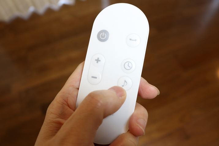 uYv^]ɐ؂ւꍇA{̂̑암ł́uʁv{^𒷉܂BŔuYv{^gق쐫͂