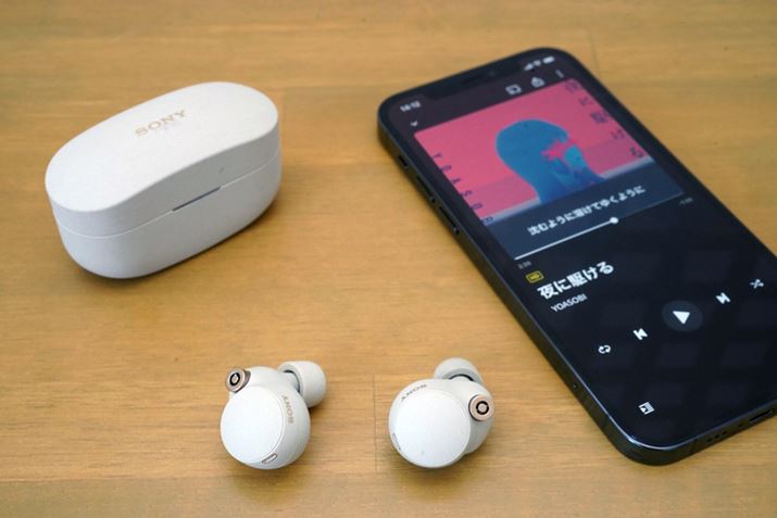 iPhone 12 ProƐڑAACR[fbN̉`FbN