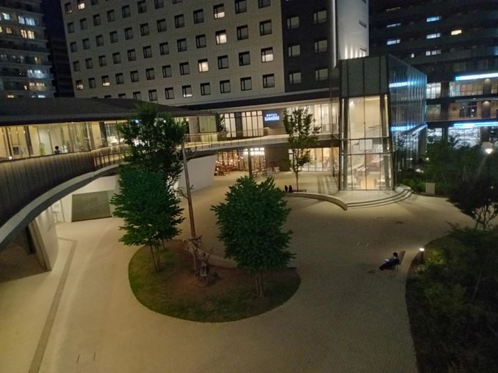 rX̖iBeBԂ̂܂܂ł͂ȂÂ̂ŁAHDR𓮍삳BÍ̑傫Ȗił́AHDR͕K{ƌ