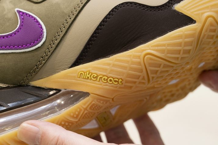 AEg\[ɂ́Aϋv̍|E^tH[ɂuiCL ANgvgݍ킳ĂAol̂悤Ȕ͂𔭊