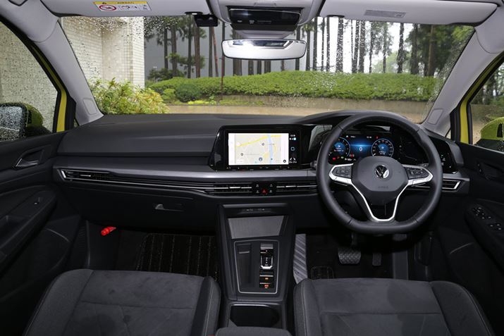 V^uStvieTSI Style^1.5 eTSIj̃CeA