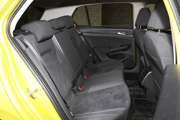 V^uStvieTSI Style^1.5 eTSIj̃AV[g