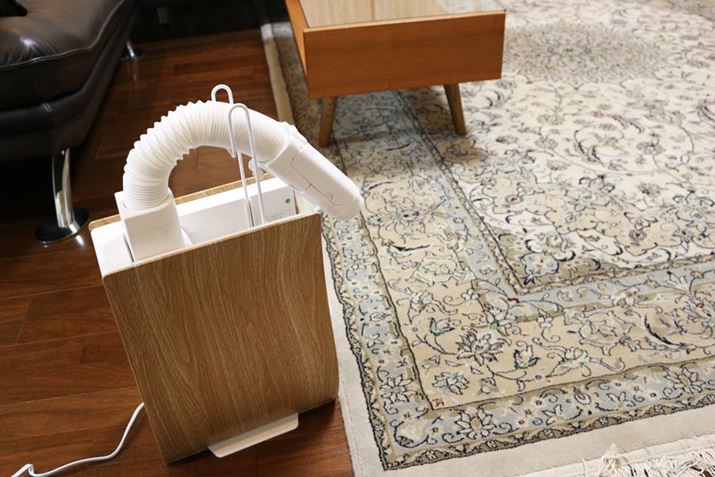 mYnK[Ƀz[X|΁AɂmY邱Ƃł܂BJ[ybgȂǂɉt̂ڂĔGꂽ̂ɂ́A𗧂