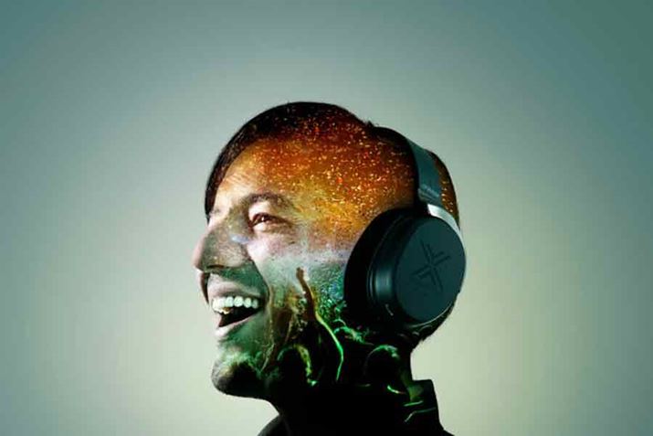 TEhwbhzɂ郊XjOɂAōLC[WBȂAɂ̓TEhwbhzɂ̓I[fBrWApƃQ[pi}CN𓋍ڂwbhZbg^j邪A{Lł͉f掋^yӏ܂ŊyނƂƂI[fBIrWApɂĎグĂ