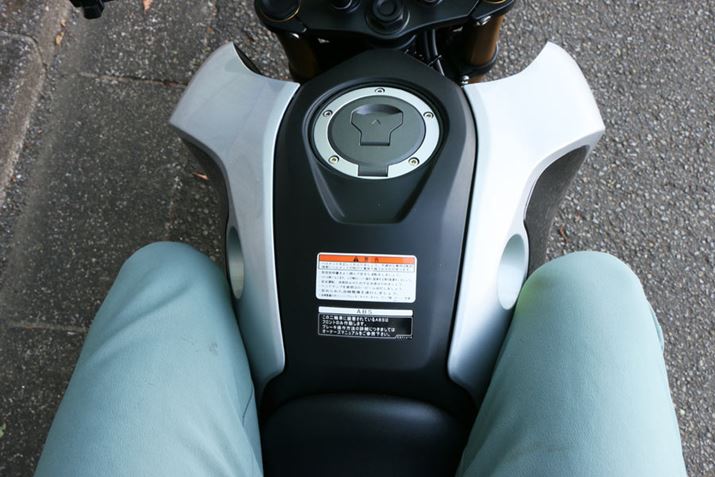 V[głK炵AȂɒĂj[Obv̂₷͕ςȂBׂAyւ̉e͑傫