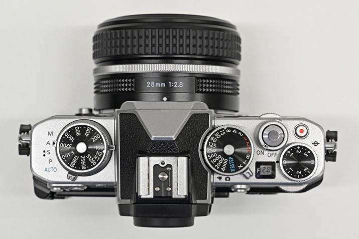 ʂ́Ax_CAVb^[Xs[h_CAIo␳_C3ނ̃_CсA}jAy߂悤ɂȂĂBil\plpӂȂǁAׂƂ悭荞܂ĂBȂAVb^[{^ɂ̓P[u[Yp̌͗pӂĂȂ