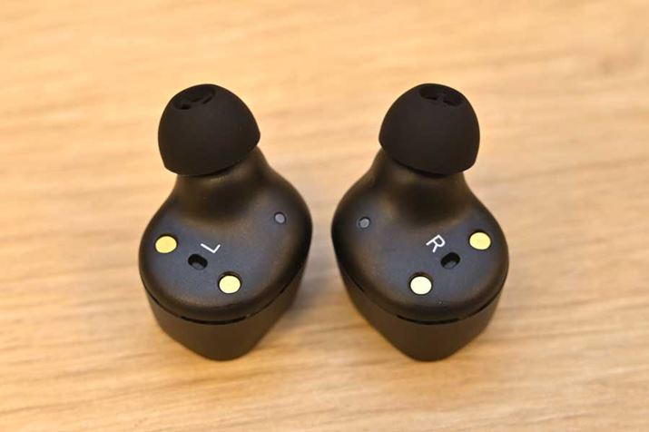 ̃mY̑`ɂẮAuMOMENTUM True Wireless 2vuCX 400BT True WirelessvƂ܂̂ƂȂĂ