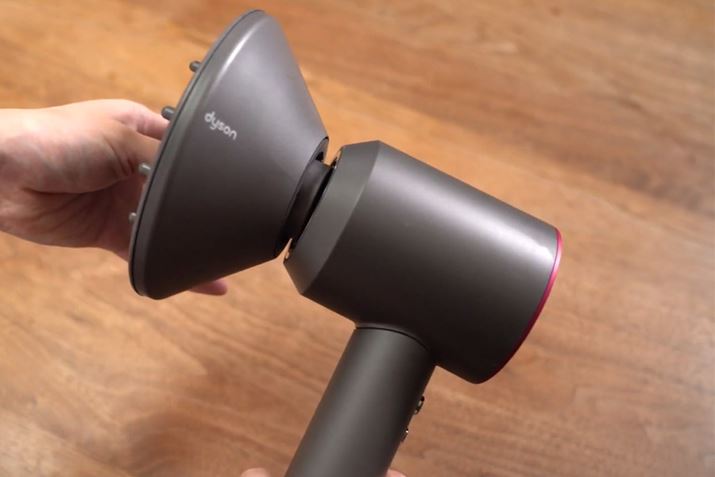 }OlbgŃJ`bƑł̂C悭āAႢ܂