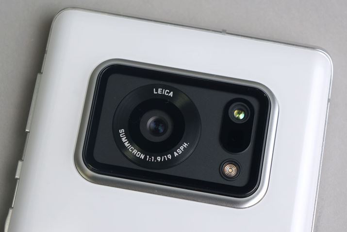 1C`̃ZT[TCYɑΉ邽߃CJ͂Ȃ傫BɂJdƂ͋C