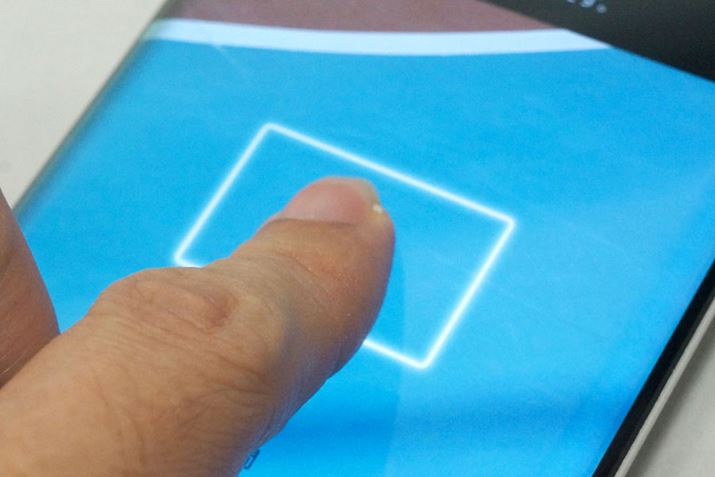 fBXvCwF؂ɂ́AF؃GA̍LuQualcomm 3D Sonic Maxv̗pBFؑx