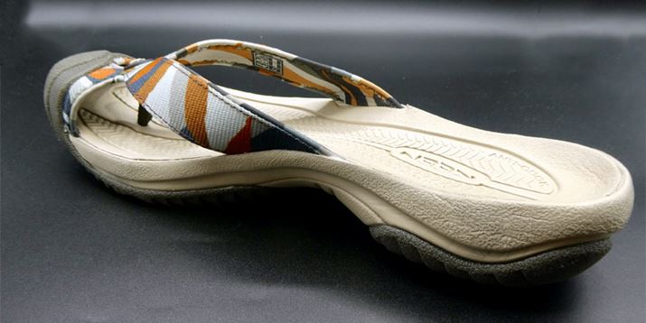 ܂ŃX|[cV[Ŷ悤ȃ\[̌݁B܂Ay܂オĂ̂킩܂