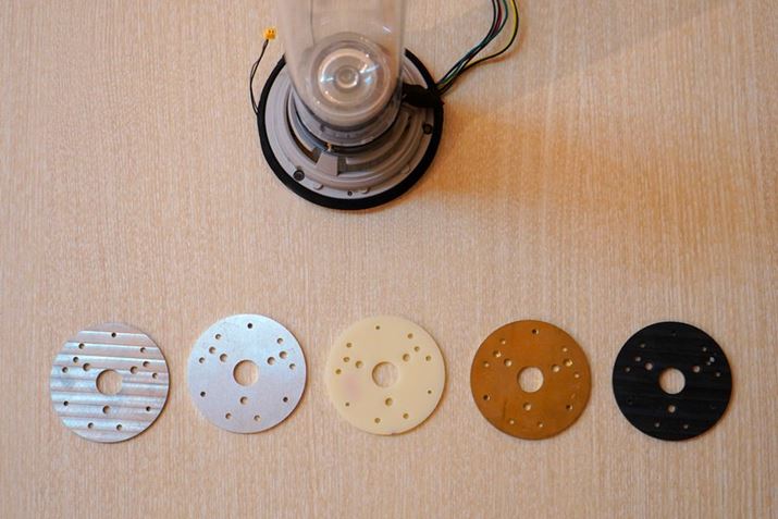 UxyɈ̗pANZc݂̏ȂBJiKł́Ai摜ԍĵقA}OlVEi2ԖځjijA^JiE2ԖځjȂǂ܂܂ȍގeXgƂ̂