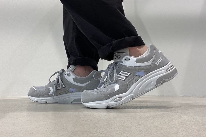 J[ÓAuCgO[vƁuzCgvɂăVvɂ܂Ƃ߂ĂAfj`mAWK[pcȂǁA킹{gXIт܂