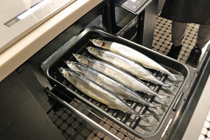 J`J`ɓ܂܂̃T}AOMɕׂăZbgBقǒ̂Hނ͓̂Ił