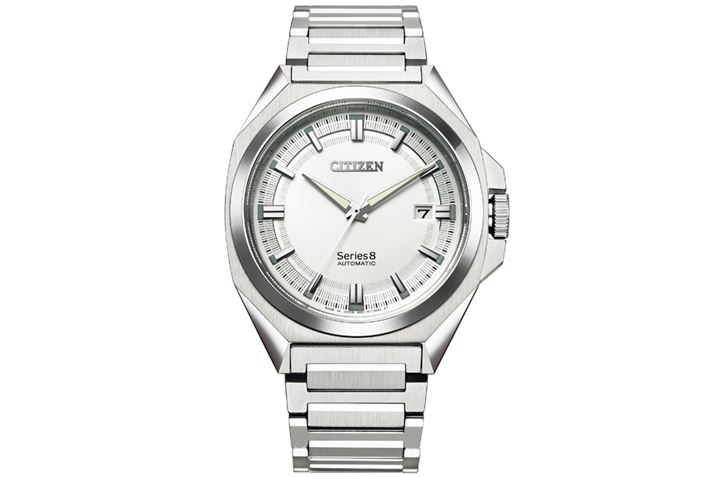 uV`Y V[YGCg 831 JjJv́uNB6010-81Av́AȈۂ̔Ճ^CvBTCgíA132,000~iōj