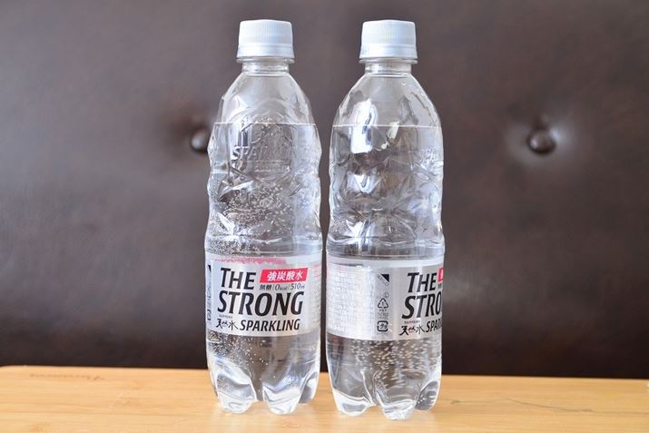 uTHE STRONG VRXp[NOvBڂׂ̓{g̃fUCł