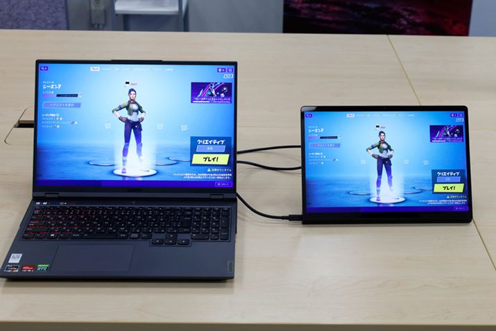 micro HDMI͒[qĂAoCj^[ƂĂpłB~[Oł̏o͂ƂȂ