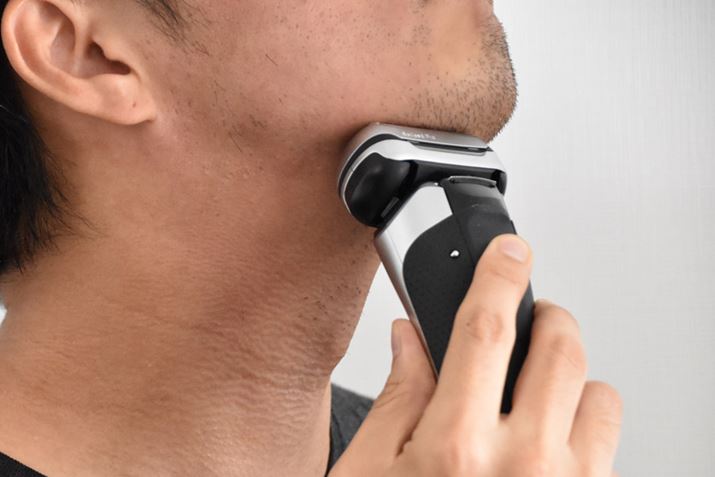 EuuEV[Y9ProvƁuuEV[Y9vŃVF[rOBǂwbh͑O㉺ɂȂǂĂĂɐnɖĂ