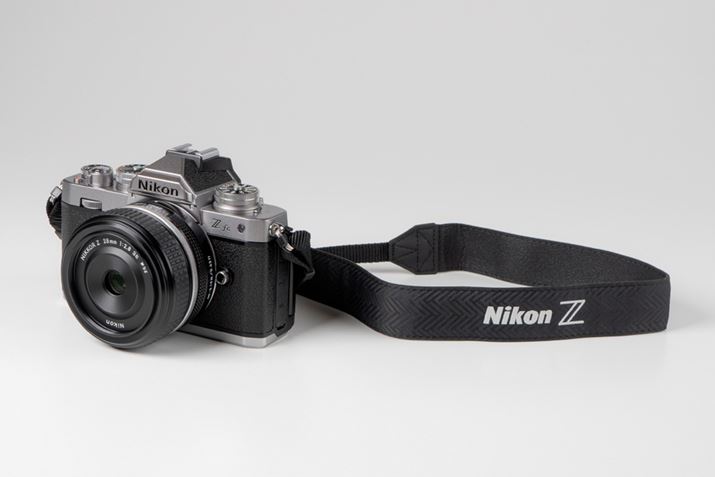 zCǵuNikon ZvSgݍ킹ʎdl̕tXgbv